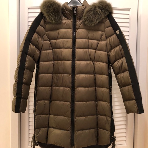 HOST PICK 1 Madison Fox Fur Coat w/ Side Grommet Lace-Up - Picture 6 of 9